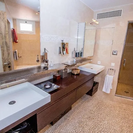 Exceptional! Penthouse In Front Of Monte Carlo And Tennis Club * Рокебрюн — Кап-Мартен